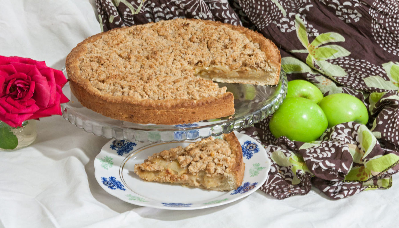 Как приготовить яблочный пирог в духовке — пошаговый рецепт с фото